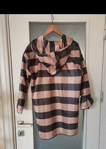 Kadın Çizgili Midi Yağmurluk - Görsel 3