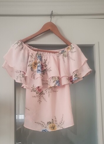 H&M Omuzları acık bluz