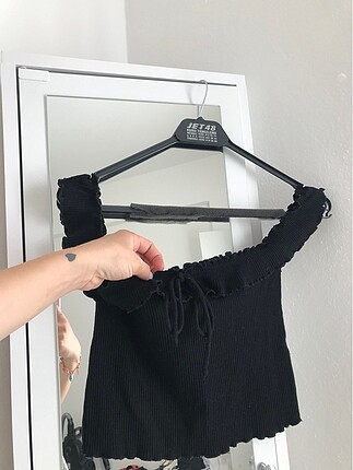 M beden ama small kullanabilir dar kalıp