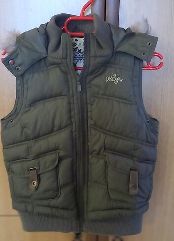 LC Waikiki Sisme yelek