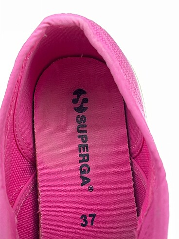 37 Beden pembe Renk Superga Spor Ayakkabı %70 İndirimli.