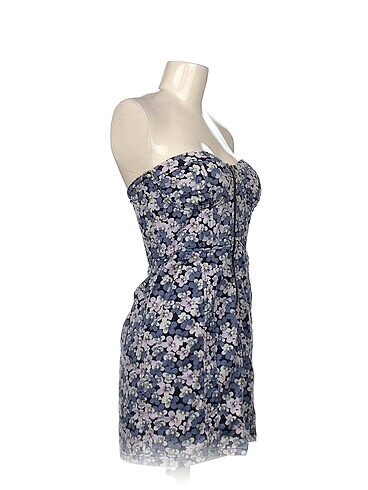 H&M H&M Mini Elbise %70 İndirimli.