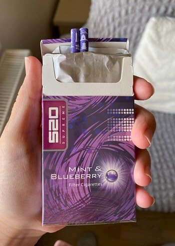 Maybelline Kalp Desenli Limonata ve Böğürtlen