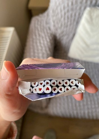 Kalp Detaylı Beyaz Kadın Roll-On