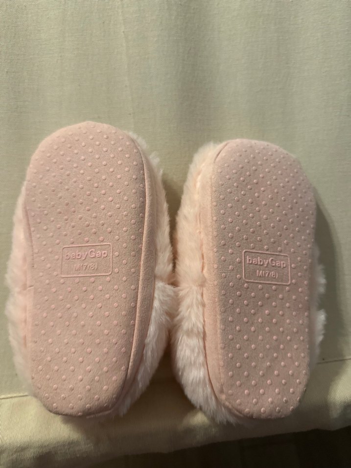 GAP Kız Çocuk Pembe Peluş Ev Terliği - Görsel 3