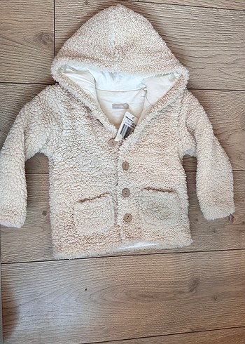 Kapüşonlu Bej Çocuk Peluş Mont