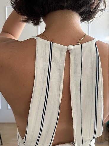 Massimo Dutti Ekru Üstüne Lacivert Çizgili Sırtı Pencereli Askılı Midi Elbise