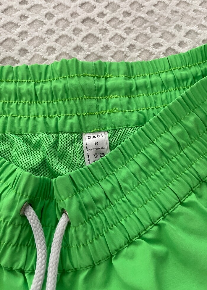 Bayan deniz şortu - Görsel 2