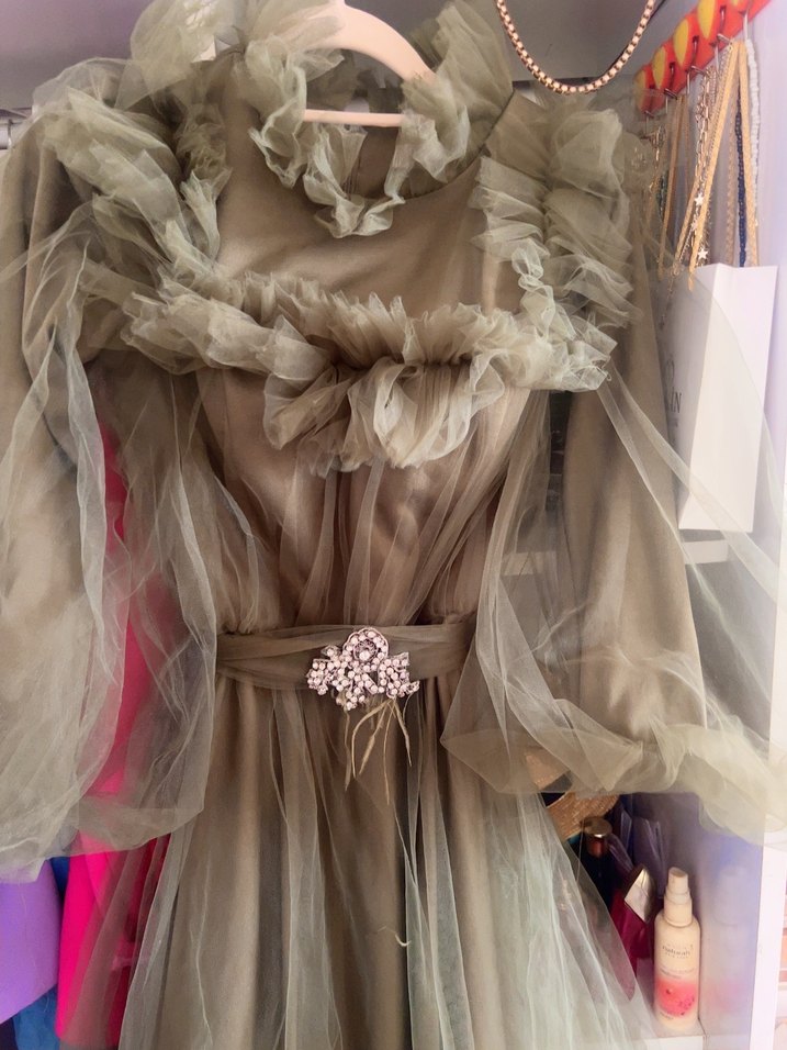 Drapeli Uzun Kollu Bej Kadın Abiye - Görsel 4