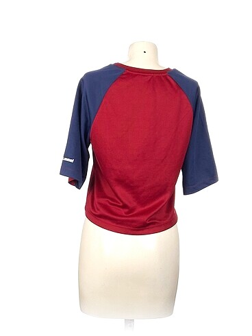 xs Beden Hummel Sweatshirt %70 İndirimli.