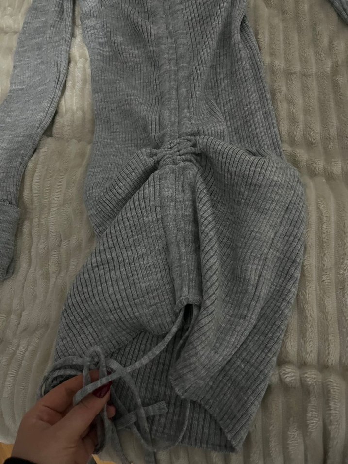 Gri V Yaka Uzun Kollu Triko Elbise - Görsel 5
