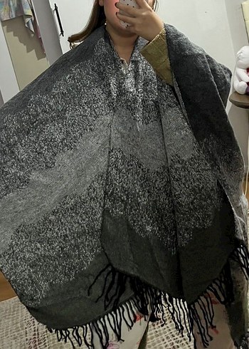 Gri Salaş Kadın Şal - Görsel 2