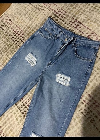 Yırtık detaylı jean - Görsel 3
