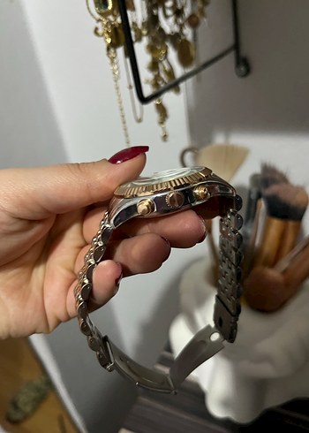 Altın Zincir Detaylı Kadın Kol Saati - Görsel 6