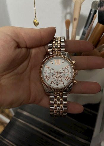 Altın Zincir Detaylı Kadın Kol Saati - Görsel 4