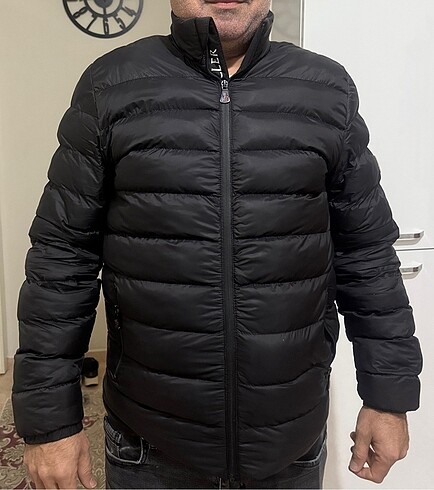 Moncler Erkek Siyah Şişme Mont