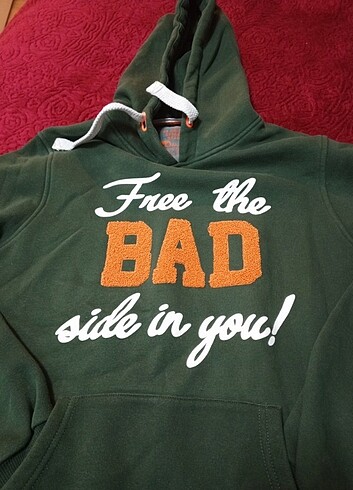 Sweat shirt