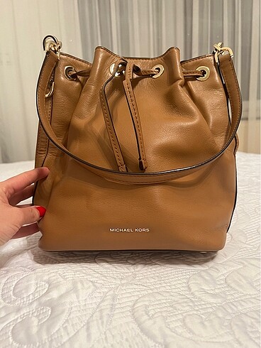 Michael Kors Omuz cantasi