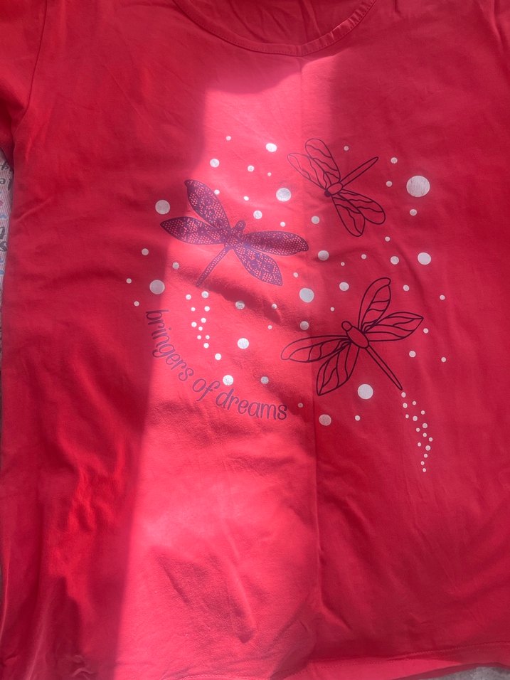 Kırmızı Baskılı Hamile Tişörtü - Görsel 2