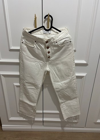 Düğmeli Beyaz Kadın Kot Pantolon