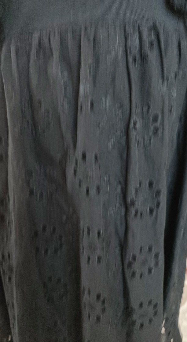 Kız Çocuk Siyah Fırfırlı Nakışlı Elbise - Görsel 3