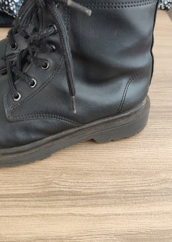 Siyah Bağcıklı Deri Goth Bot - Görsel 7