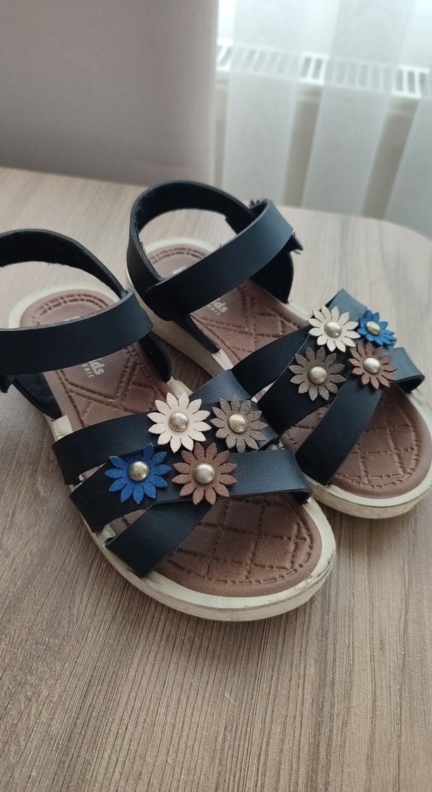 Kız Çocuk Kahverengi Çiçekli Tokalı Sandalet - Görsel 2