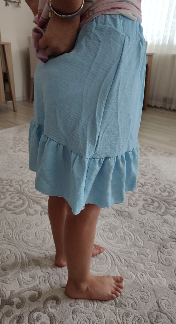 Mavi Keten Kısa Kollu Fırfırlı Kız Elbisesi - Görsel 5