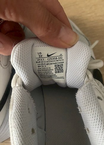 37 Beden beyaz Renk Nike Air Spor Ayakkabı 37,5