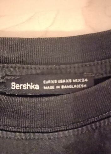 Bershka Bershka kısa t-shirt 