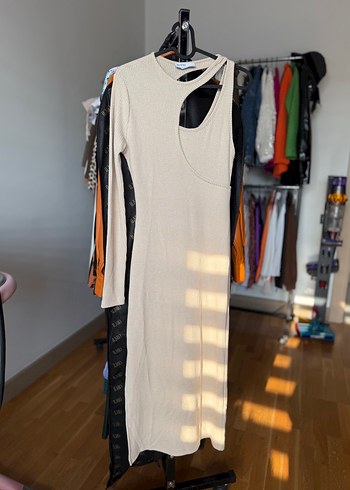 Bershka elbise