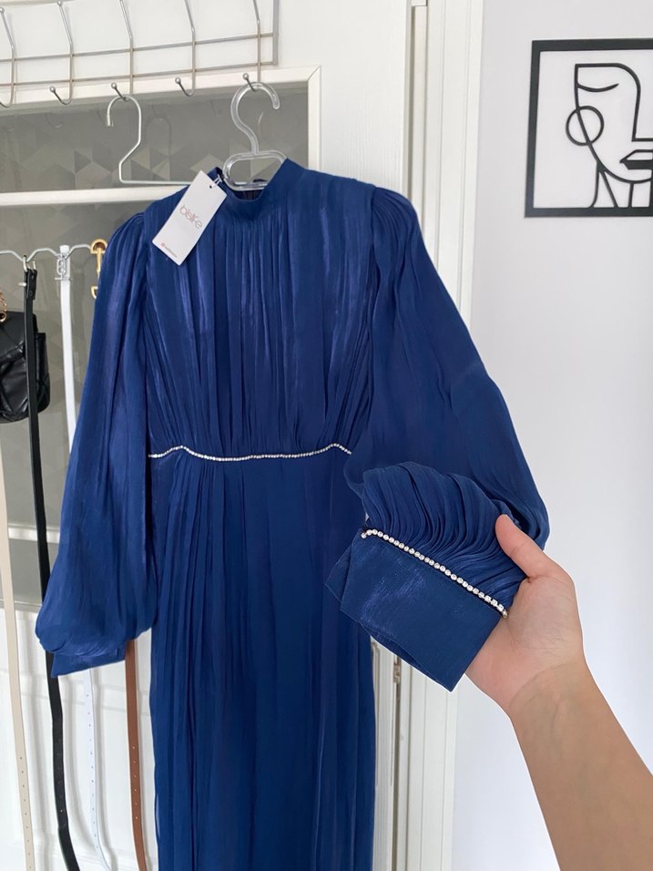 Mavi Piliseli Uzun Keten Elbise - Görsel 5