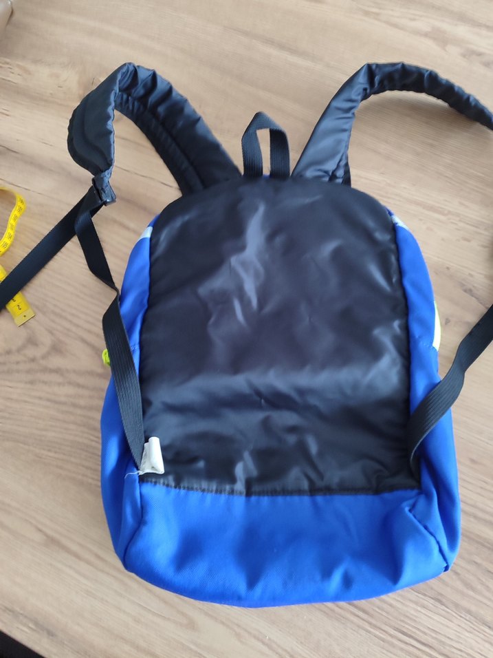 Decathlon Sırt Çantası Fermuarlı Spor - Görsel 2