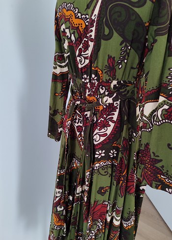 Bohem Çok Renkli Uzun V Yaka Elbise - Görsel 3