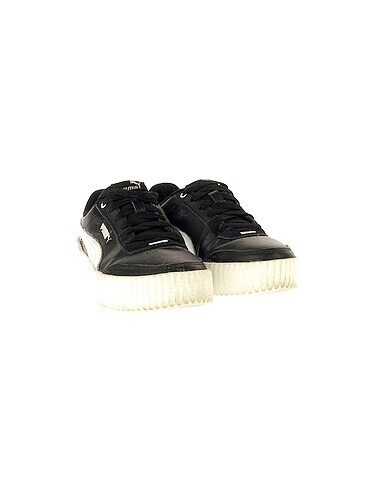 Puma Puma Spor Ayakkabı %70 İndirimli.