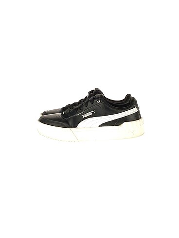 Puma Spor Ayakkabı %70 İndirimli.