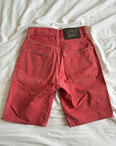 32 Beden Levis Vintage Effect Şort