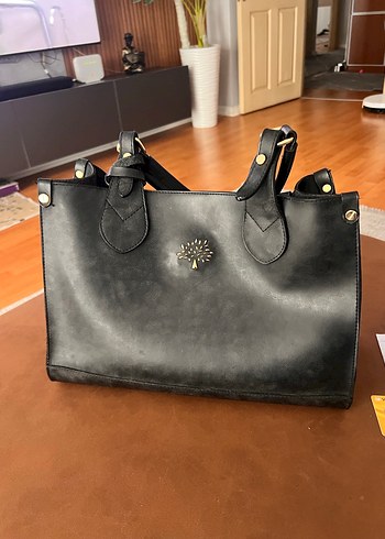 Siyah çanta - Görsel 2