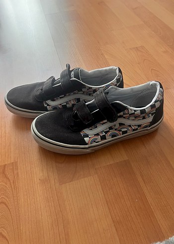 Vans 37