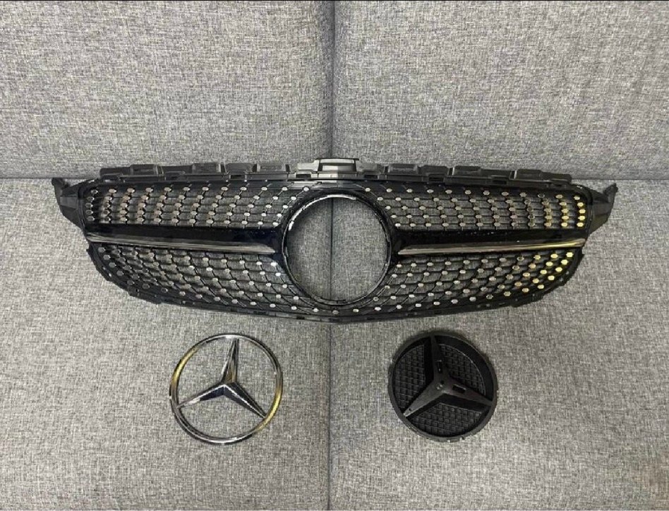 Sıfır ürün. Mercedes C200 ön panjur ve arma. - Görsel 2