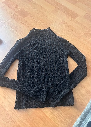 Siyah dantelli bayan bluz - Görsel 2