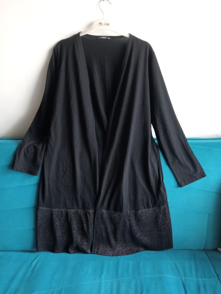 Siyah Uzun Kollu Rahat Kesim Kadın Hırka - Görsel 2