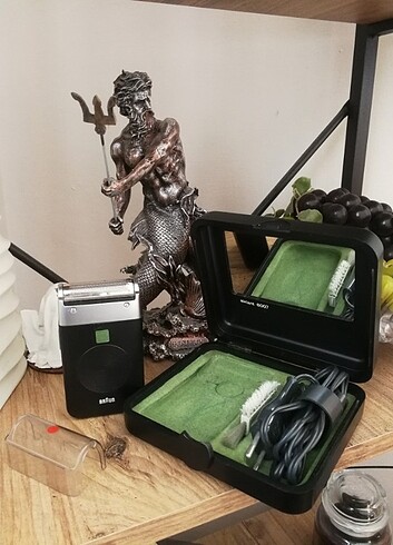 BRAUN "SIXTANT 6007" TIRAŞ MAKINESI - Görsel 4