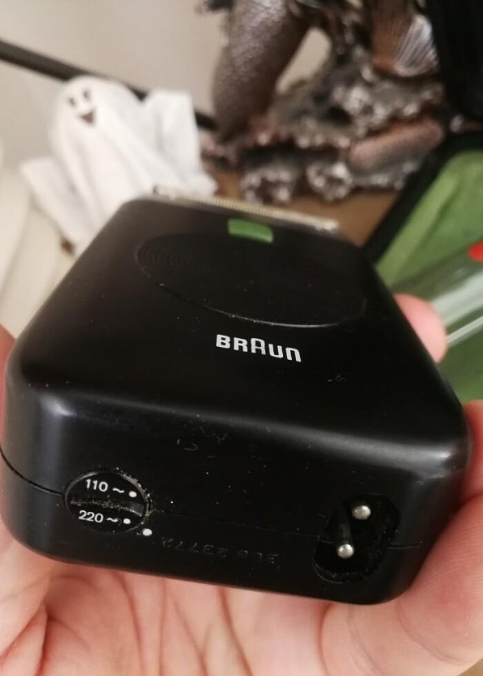 BRAUN "SIXTANT 6007" TIRAŞ MAKINESI - Görsel 5