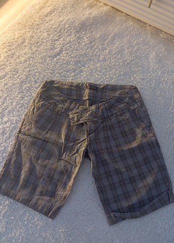 Kadın Kısa Pantolon düşük bel - Görsel 2