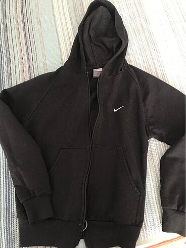Nike Hirka