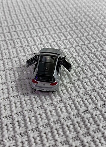  Beden GOLF GTI METAL ARABA 1/64 ÖLÇEK 