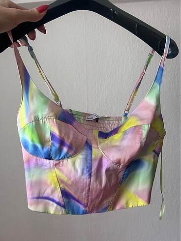 Bershka etiketli büstiyer bluz