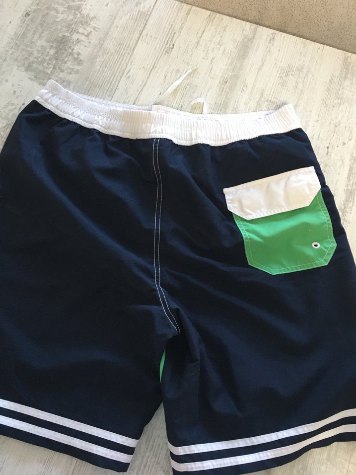 Beyaz Kuşaklı Yeşil Erkek Deniz Şortu - Görsel 2