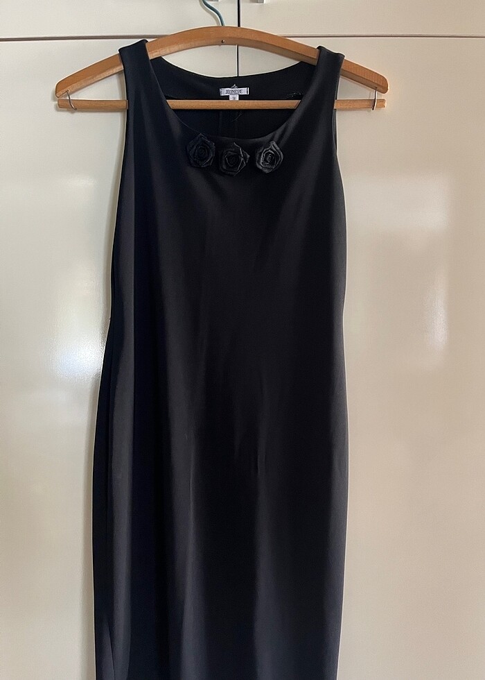 Şık Siyah Elbise - Görsel 2